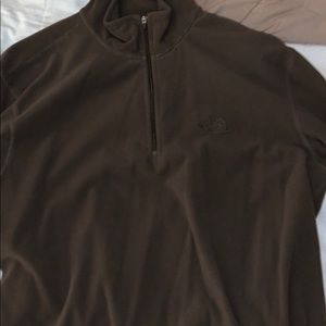 Quarter zip pull over